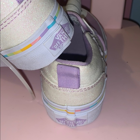 🦄 Vans - Picture 3 of 4